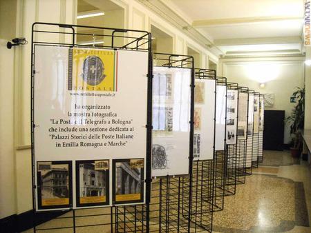 La mostra di Bologna per il centenario del palazzo che ospita le Poste centrali: la chiusura è stata rinviata al 6 luglio