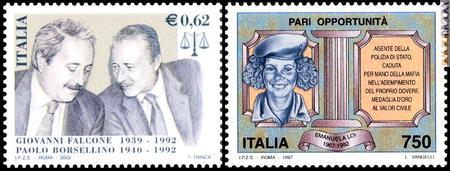 I due francobolli che richiamano alcune delle vittime; sono usciti il 23 maggio 2002 e l'8 marzo 1997; raffigurano il magistrato Giovanni Falcone, il giudice Paolo Borsellino, l'agente Emanuela Loi