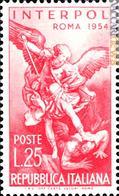 Tra le ripetizioni, l'omaggio all'Interpol, oggetto di due francobolli il 9 ottobre 1954
