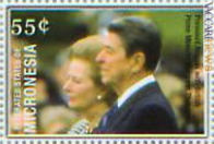 Il francobollo di Micronesia che la ritrae con Ronald Reagan
