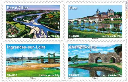Quattro dei dieci francobolli diversi contenuti nel libretto
