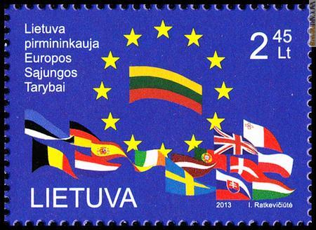 Con oggi, i Paesi dell’Unione Europea sono ventotto. Nel francobollo, però, ne sono citati chiaramente sedici. E gli altri?