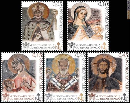 Cinque i francobolli di cui si compone: propongono, tratti da affreschi, il vescovo sant’Agostino, la Madonna della Sanità, la Madonna del Giglio, san Nicola di Myra e Cristo Pantocràtor