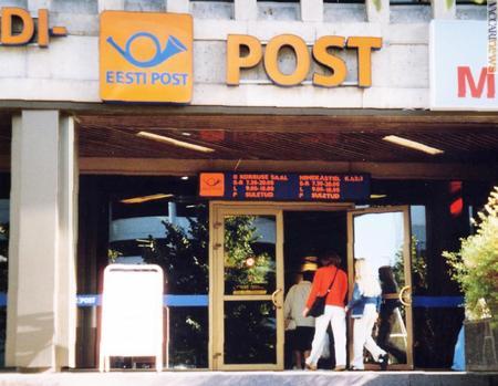 Ma il brand Eesti post (nella foto un ufficio di Tallinn) rimarrà 
