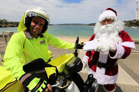 Per Babbo Natale è un periodo impegnativo, anche in Australia (foto: Unione postale universale)

