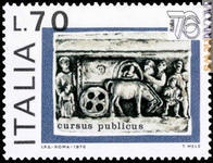 Il “cursus publicus” in un francobollo italiano