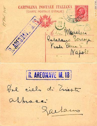 “Dal cielo di Trieste”, appena liberata: cartolina lanciata da un dirigibile il 3 novembre 1918. È uno dei reperti proposti alla mostra nella sezione inerente la Prima guerra mondiale (collezione Fiorenzo Longhi)