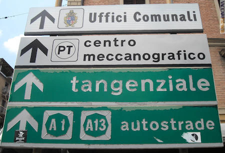 Succede al Cmp di Bologna, nella foto identificato erroneamente come centro “meccanografico”