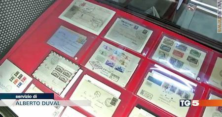 I francobolli al telegiornale di Canale 5