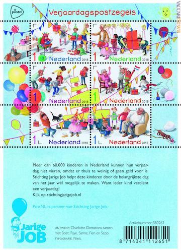 Festa movimentata: è quella raccontata dai sei francobolli giunti oggi dai Paesi Bassi