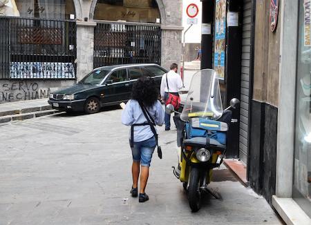 Genova, servizio postale ritornato alla normalità