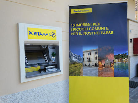 Tra gli impegni, l’installazione di postamat laddove mancano