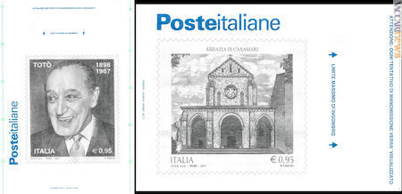 I due bustoni realizzati da Poste italiane per gli usi interni