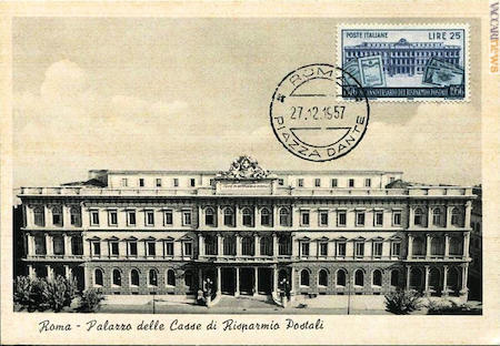 Il palazzo com’era in una cartolina maximum realizzata con il francobollo del 31 dicembre 1956 (archivio Riccardo Braschi)