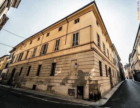 L’edificio in vendita a Piacenza