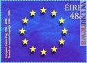 L'Eire, con un francobollo, ricorda oggi i vent'anni della bandiera giallo-blu come drappo dell'Unione Europea