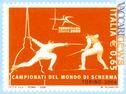 Vale 65 centesimi il francobollo, dai toni piuttosto carichi, che annuncia i Campionati mondiali di scherma