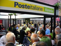Numerose le amministrazioni postali presenti, fra cui non manca l'Italia, che porrà in uso alcuni annulli