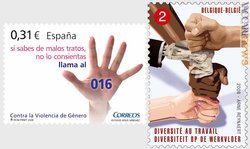 I due francobolli impiegano le mani per promuovere temi di rilevanza sociale