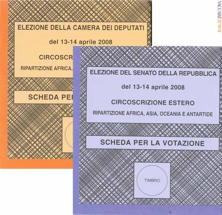 Le due schede elettorali consegnate ai residenti all'estero