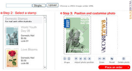 Il servizio di Australia post per produrre personalizzati partendo dal francobollo con il pontefice. Nell'immagine, una simulazione impiegando il logo di “Vaccari news”