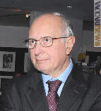 Il capo dell'Ufficio filatelico e numismatico vaticano, Pier Paolo Francini