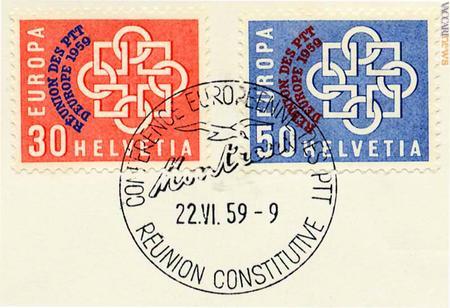 I due francobolli svizzeri, predisposti con una sovrastampa per l'incontro di Montreux, timbrati nel primo giorno