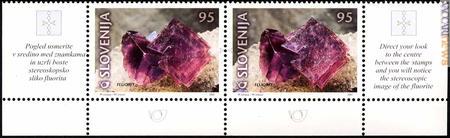 La coppia slovena del francobollo uscito otto anni fa con le istruzioni