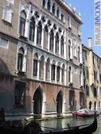 Passato che ritorna: palazzo Giustinian Faccanon ospiterà ancora il servizio postale
