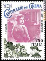Il francobollo del 1995 che richiama Federico Fellini