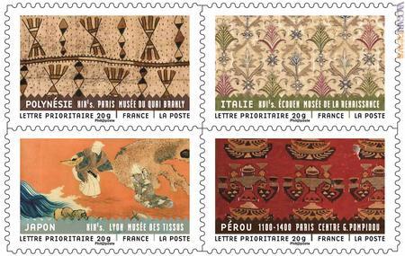 La serie, organizzata in dodici francobolli, cita anche l'Italia
